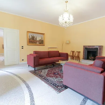 Sleeps 10 Pool Air Con Wifi *