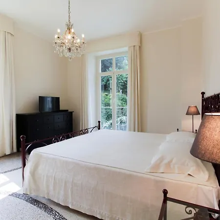 Sleeps 10 Pool Air Con Wifi Вилла Стреза